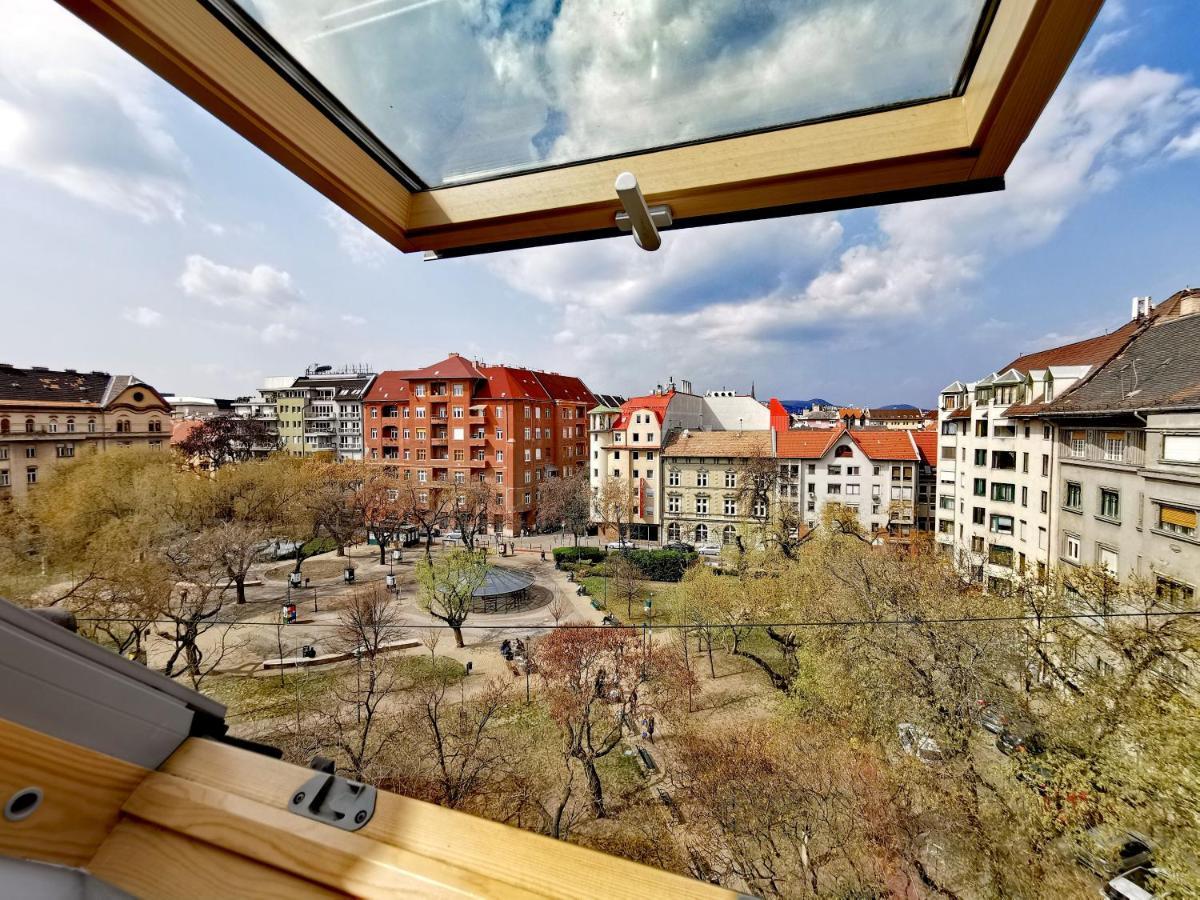 Floral Apartment - New In Town Budapest Kültér fotó