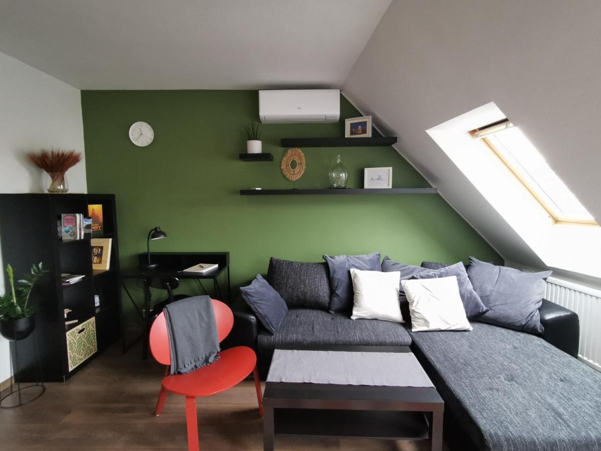 Floral Apartment - New In Town Budapest Kültér fotó